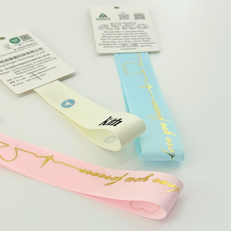 Cintas personalizadas para ropa, bolsos y accesorios